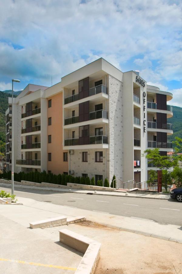 Apartment Anatolia - Family Sea View One-bedroom Budva