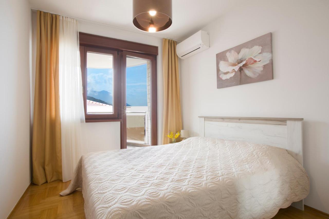 Anatolia - Family Sea View One-bedroom Apartman Budva
